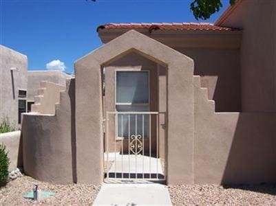 Photo - Hidden Valley House in Four Hills