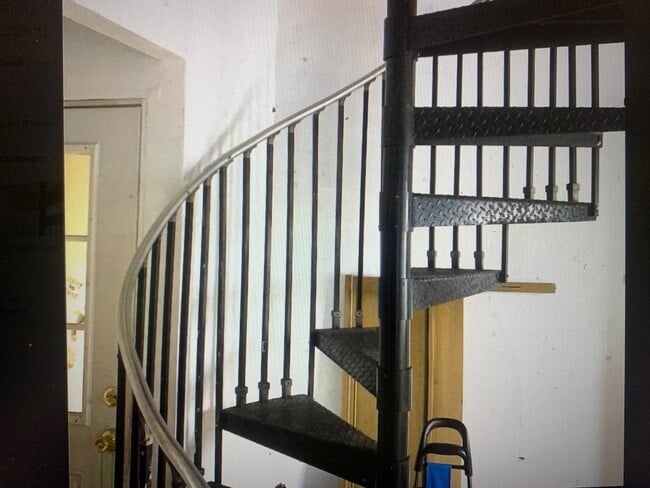 Photo - 2965 N Maryland Ave