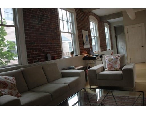 Photo - 48 Inman St Unit B