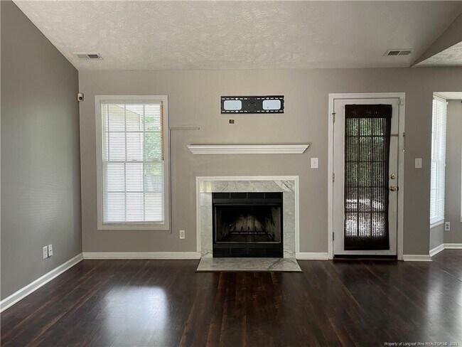 Photo - 108 Longleaf Pines Dr