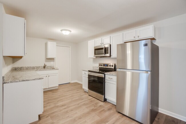 Photo - 1900 Mimosa St Unit B