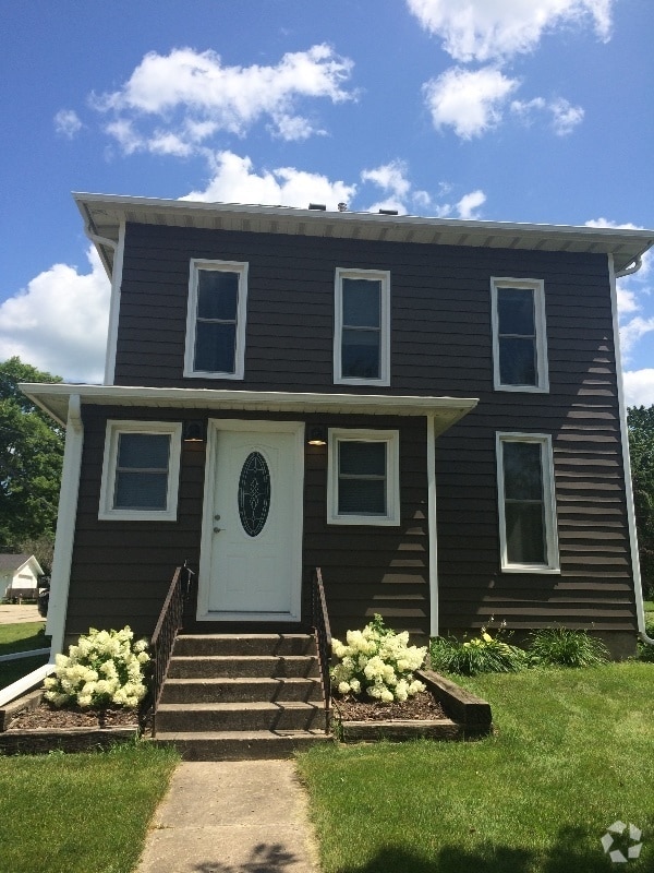 Building Photo - 415 S Elm Ave Rental