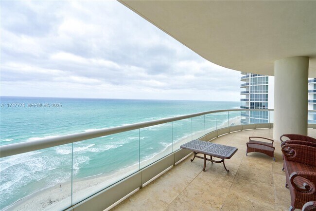 Building Photo - 16047 Collins Ave Unit 1604
