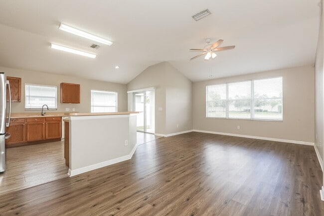 Photo - 11136 Rodeo Ln