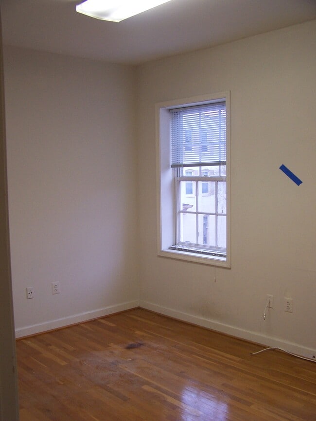 Photo - 176 Main St Unit A