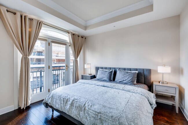 1827 Grant St Unit 504