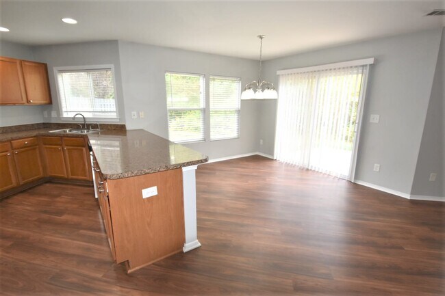 Photo - 12904 Lake Erie Ln