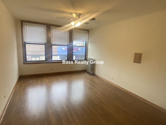 Photo - 4806 N Kedzie Ave Condo Unit 105