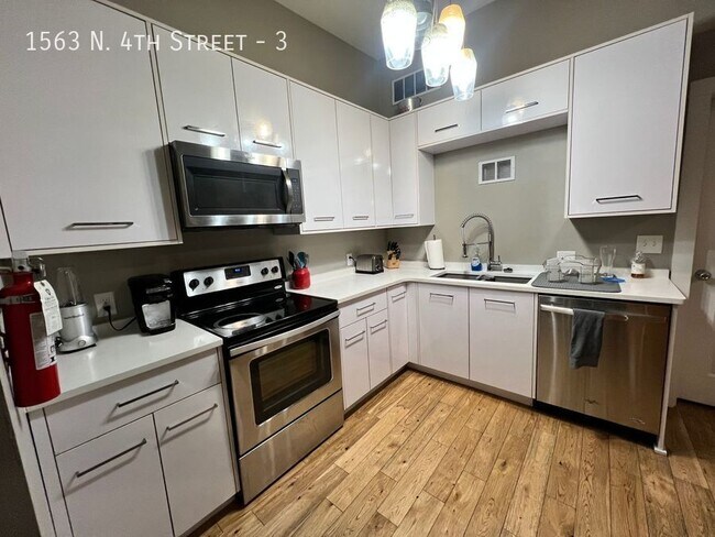 Photo - 1563 N 4th St Unit 3