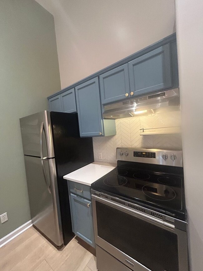 Photo - State St Unit 100