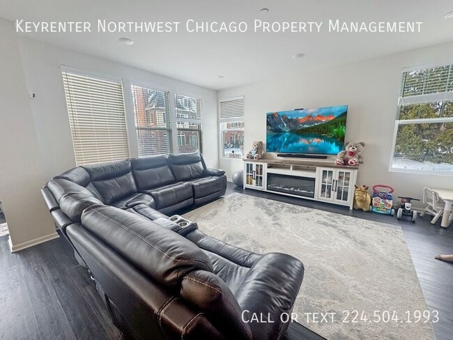 Photo - 170 Montvale Ln