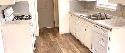 Photo - 4607 Grinnell St