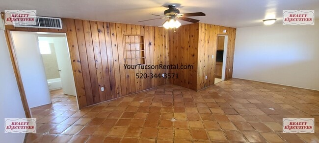 Photo - Grant & Silverbell Rd 3/1.5 with A/C