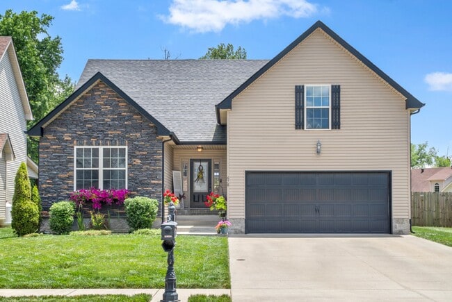 Photo - 678 Fox Hound Dr