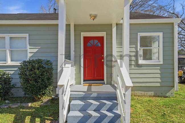 Photo - 1264 Hartford Ave SW