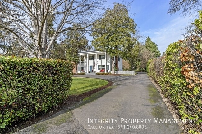 Photo - 1625 E Main St