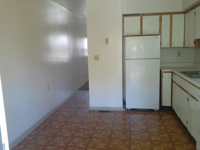 Photo - Keystone  Apartments