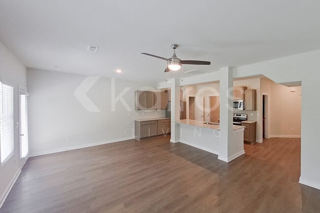 Photo - 6118 Taramore Ln NW