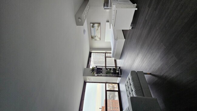 Photo - 4343 N Clarendon Ave Unit 2210