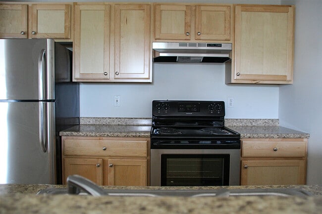 Olde Orchard Park Apartments