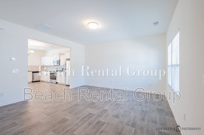 Photo - 305 Cherwell ct