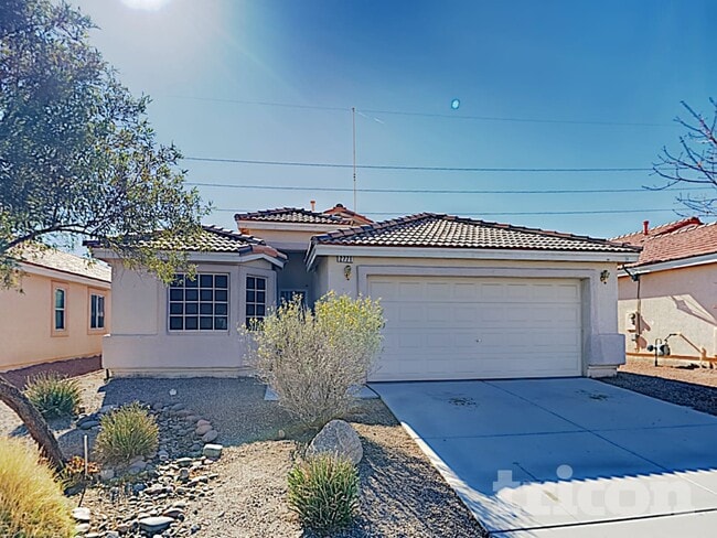 Photo - 2771 Bridleton Ave