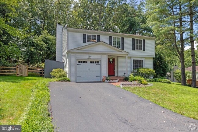 Building Photo - 5925 Vernons Oak Ct Rental