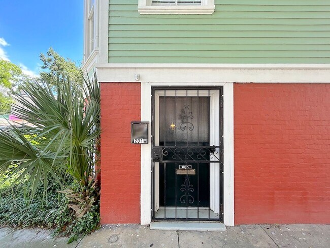 Photo - 2 BED | 1 BATH | VICTORIAN DISTRICT Unit A