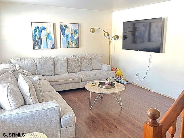 Photo - 429A S Tulip Ave