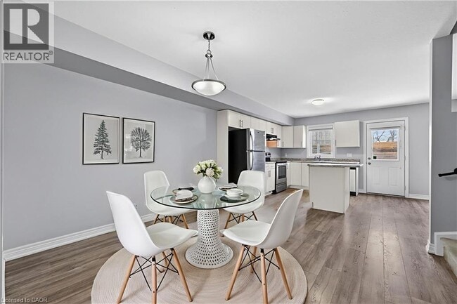 Photo - 7768 Ascot Cir