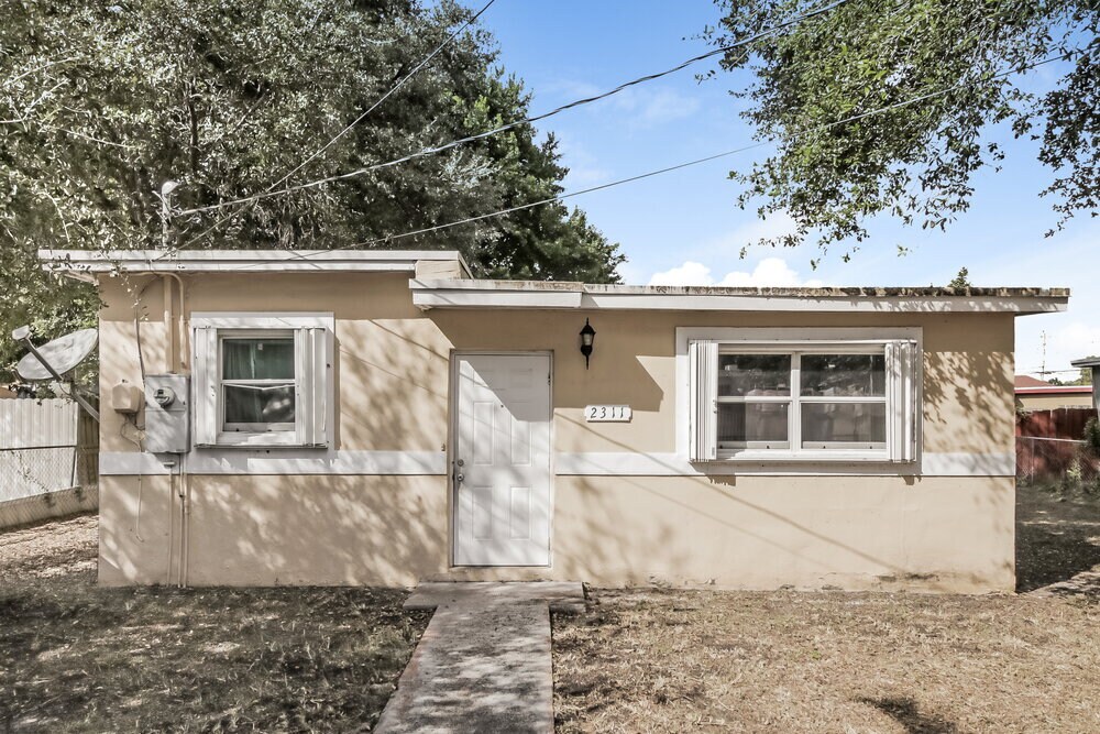 Photo - 2311 NW 153rd St