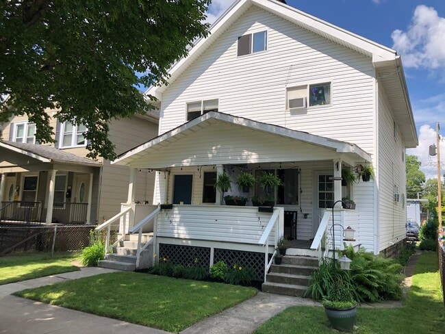 Entrance - 1317 N 6th St Townhome