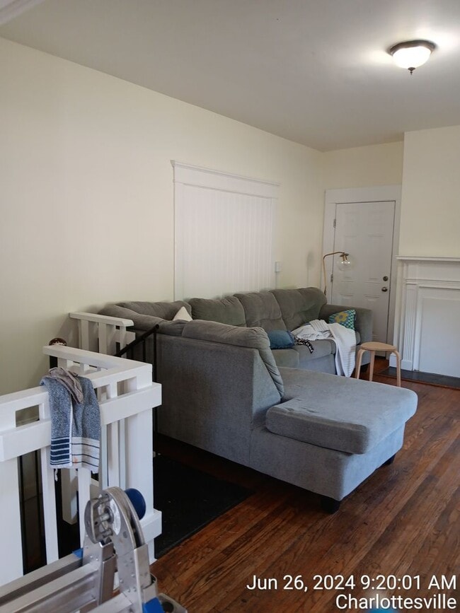 Photo - 500 14th St NW Unit Bedroom #3 - Bedroom #3