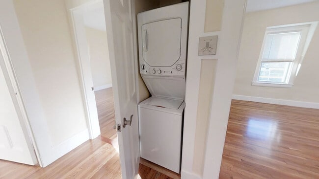 413 Washington St., #3 - 413 Washington St Unidad 3