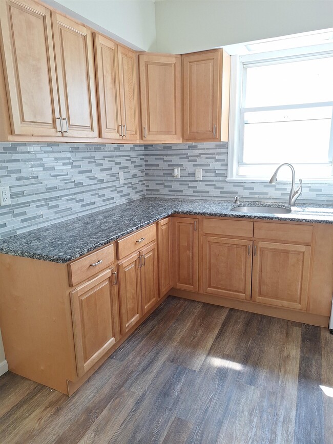 Photo - 589 Avenue A Unit 2F