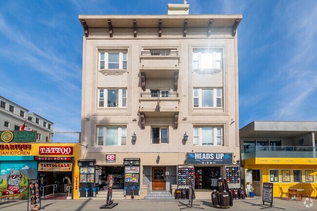 Boardwalk Flats - Ocean Front Studios