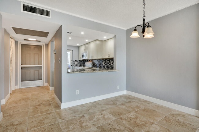 Photo - 4500 N Federal Hwy Unit 316b