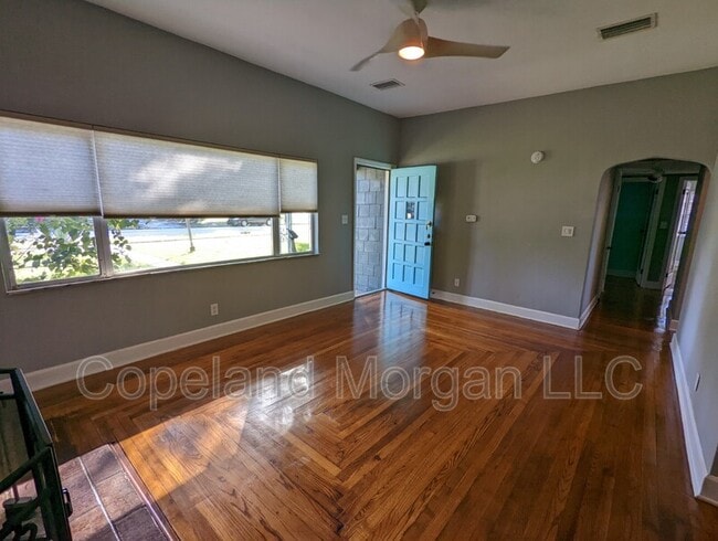 Photo - 4925 2nd Ave S