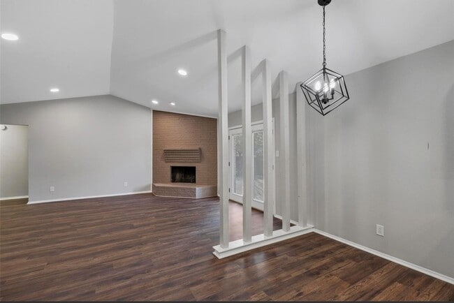 Photo - 1300 Timbercrest Dr