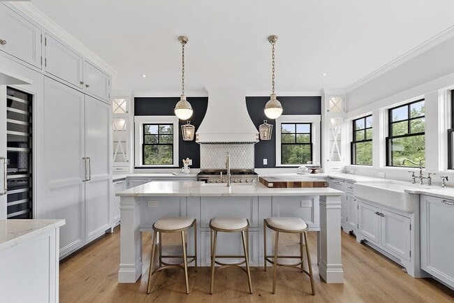 Photo - 38 McCallar Ln