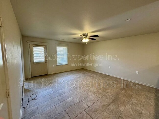 Photo - 101 Gin Ct Unit 702