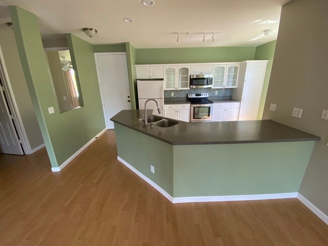 Beautiful Kitchen and Nine-Foot Ceilings - 95-976 Wikao St Unit K201