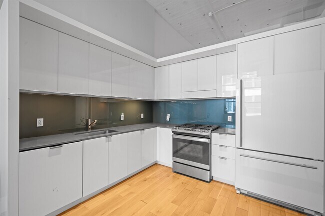 Photo - 50 Dey St Unidad 224