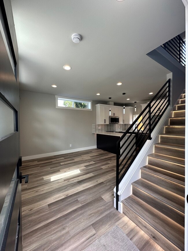 Photo - 5509 Brooklyn Ave NE