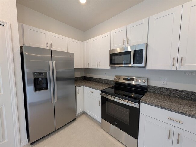 Photo - 32021 Spiceberry St