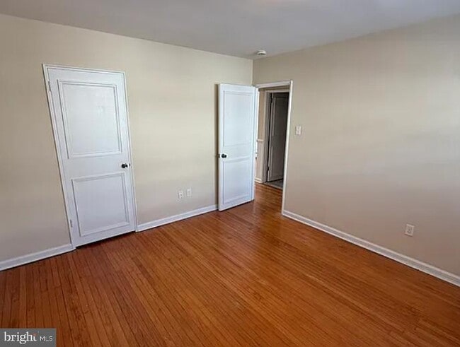 Photo - 53 Llanfair Rd Unit E