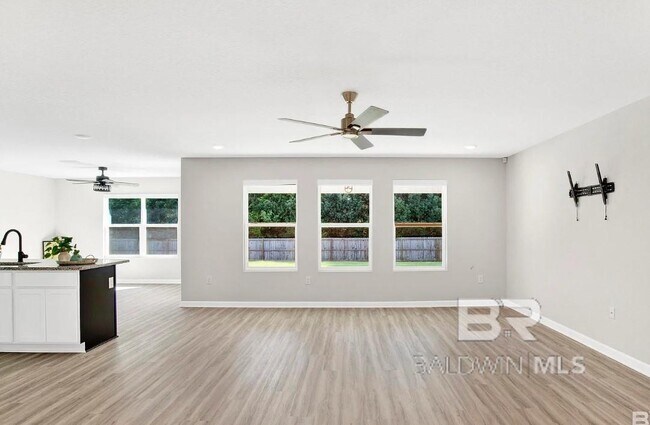 Photo - 12698 Mikado Cir