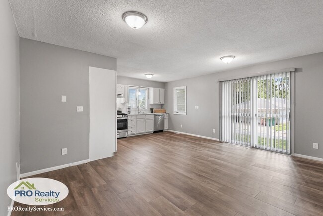 Photo - 5 Bedroom Home in Crystal