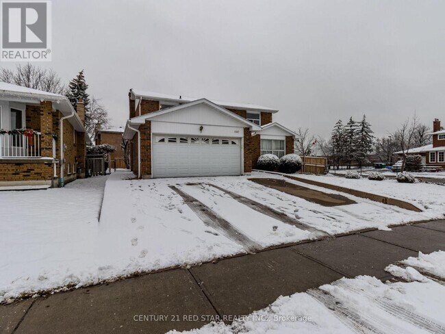 Photo - 440 Rutherford Rd N