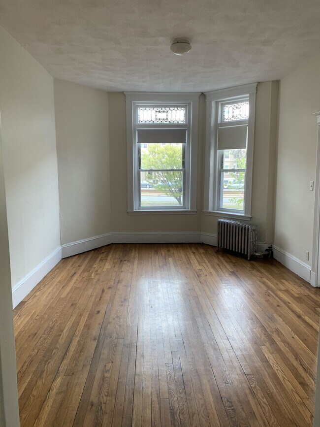 Photo - 1334 Commonwealth Ave Unidad 1